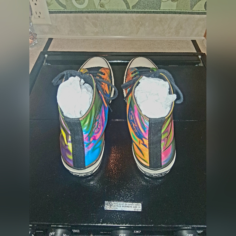 Converse Chuck 70 Hi "Spectrum" Iridescent Flame - Men’s 12 / Women’s 14 - Picture 4 of 9